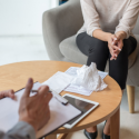 Când apelezi la specialist – între prevenție și intervenție de criză?